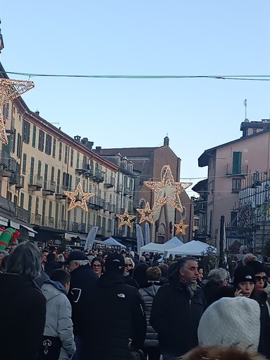 &quot;Negozi in strada&quot;: Confcommercio Saluzzo e Centro Commerciale Naturale ringraziano clienti e negozianti