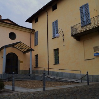 L'esterno del teatro Salomone