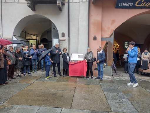 Cuneo, inaugurata la targa in ricordo di Roberto Albanese