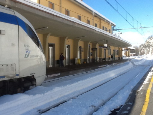 Disastro Tenda, la Regione ci mette una pezza e &quot;riattiva&quot; i treni della neve