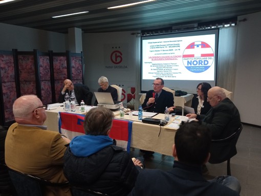 Il tavolo con tutti i relatori dell’incontro del Partito Popolare del Nord – Autonomia Piemontese