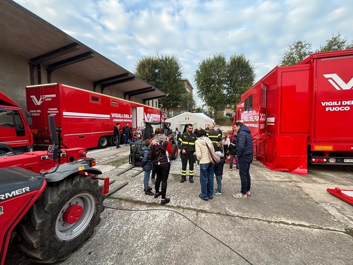 Vigili del fuoco di Alba: porte aperte e musica in un weekend di successo