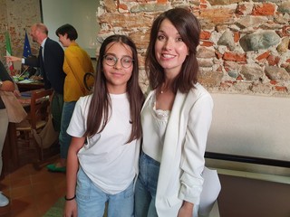 Arianna Gjondrekaj, vicesindaca del Ccr, con Simona Olivero, assessore alle Politiche giovanili