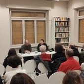 Partecipata serata a Chiusa Pesio per la presentazione del libro di Eric Gobetti