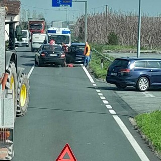 Tamponamento tra auto in via Saluzzo a Savigliano, rallentamenti e disagi alla viabilità