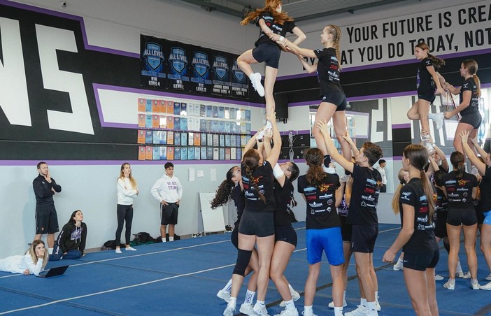 Alba Cheer: Young Titans verso l'appuntamento di Göteborg