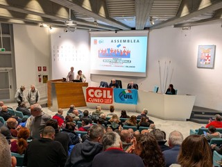 Assemblea dei delegati Cgil e Uil verso lo sciopero generale del 29 novembre