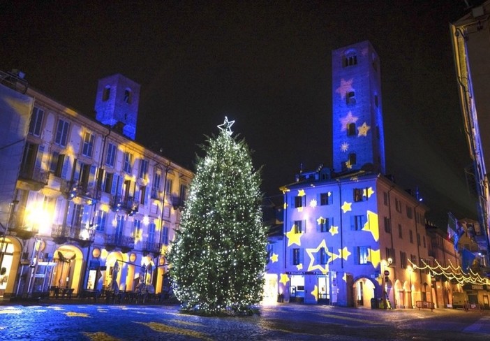 Decorare l'albero di Natale? E' una questione &quot;da re&quot;. Ecco dove si trova lo zampino dei Savoia