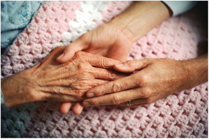 L’Asl Cn2 organizza un percorso per caregiver familiari, volontari  e badanti di anziani fragili