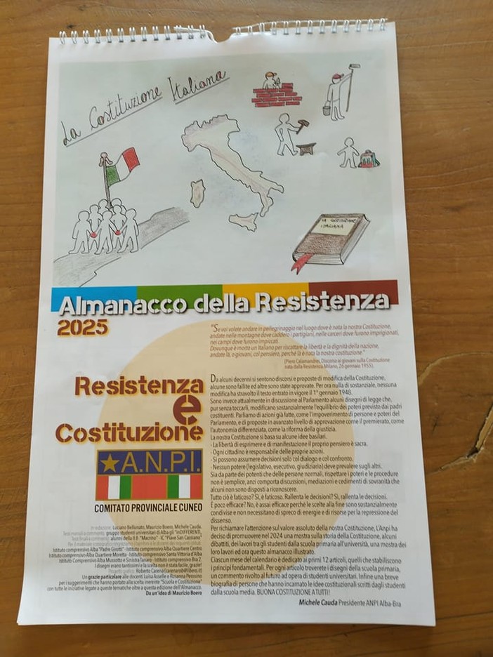 L'ANPI di Carrù consegna l'Almanacco della Resistenza all'Istituto Comprensivo