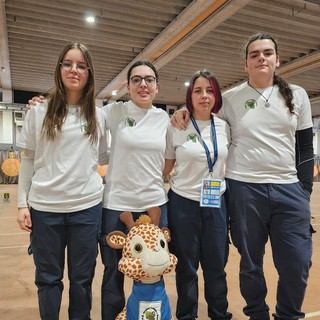 Da sinistra: Lucia Manfredi, Elisabetta Messina, Emma Astrid Dutto e Christian Messina