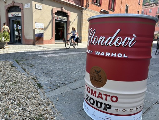 Domani a Mondovì inaugura la mostra di Andy Warhol: la Città si colora con latte di &amp;quot;zuppa di pomodoro&amp;quot;