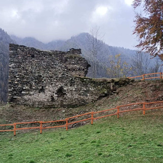 Rimessa in sicurezza l’area del castello di Casteldelfino