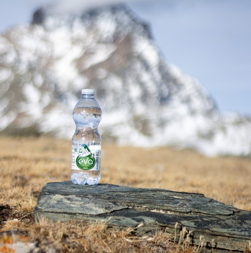 Acqua Eva Fonti Alta Valle Po S.p.A. diventa Società Benefit: un impegno concreto per il futuro e per le persone