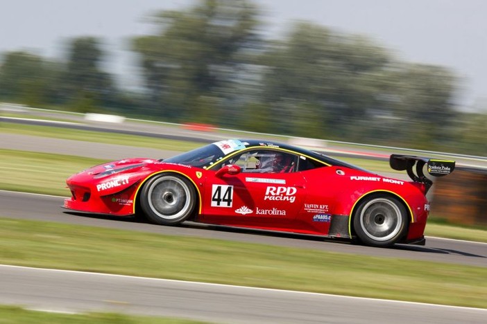 Il fascino della guida sportiva al circuito del Mugello