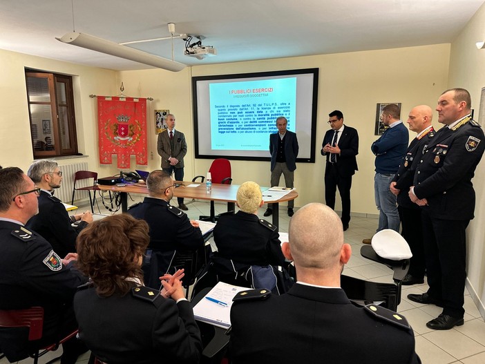 Bra: via al corso regionale di aggiornamento professionale per agenti e ispettori di Polizia Locale