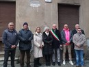 Domenica lo scoprimento delle due targhe  in via Basteris, lato piazza Municipio e l'altra lato piazzetta del Piano