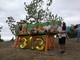 A Battifollo inaugurata la Big Bench 313 color verde e arancione