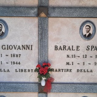 La tomba di Giovanni e Spartaco Barale al cimitero di Borgo San Dalmazzo