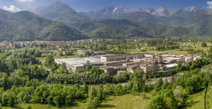 La cartiera Pirinoli, storica fabbrica che nell'agosto 2015 è stata rilevata da 70 dipendenti