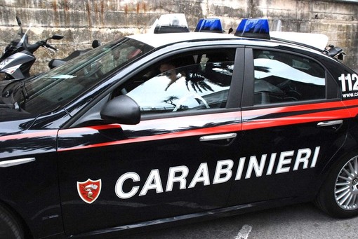 Botte al padrone di casa che li filmava col telefonino: per i due fratelli disposto il giudizio immediato