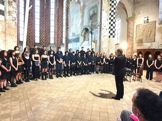 Il coro del liceo musicale di Alba