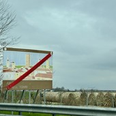 Fuori legge i pannelli turistici sull’autostrada Torino-Savona, sanzionata Autofiori