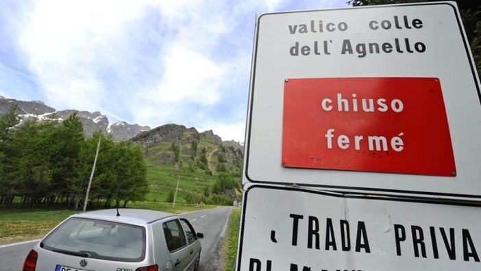 Neve in arrivo oltre i 2000 metri, chiude il Colle dell'Agnello