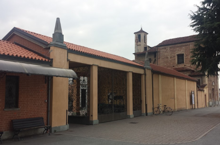 L'ingresso del cimitero di Saluzzo