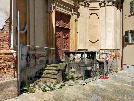La chiesa di Santa Chiara a Piazza necessita d'interventi di restauro
