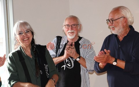 Cinzia Ghigliano e Marco Tomatis con il maestro Altan