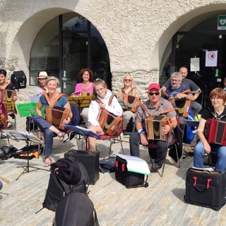 Il “Quba libre trio e allievi” in concerto a Elva