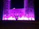 Il Castello degli Acaja si è tinto di rosa a cento giorni esatti dall'arrivo del Giro d'Italia