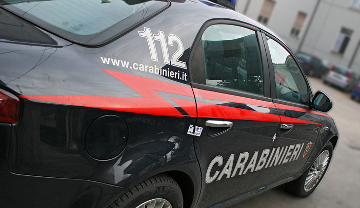 Carabiniere fuori servizio sventa rapina al &quot;Big Store&quot; di Bra