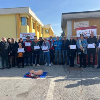 Cuneo, inaugurato un nuovo defibrillatore a Madonna dell'Olmo con il progetto Battikuore