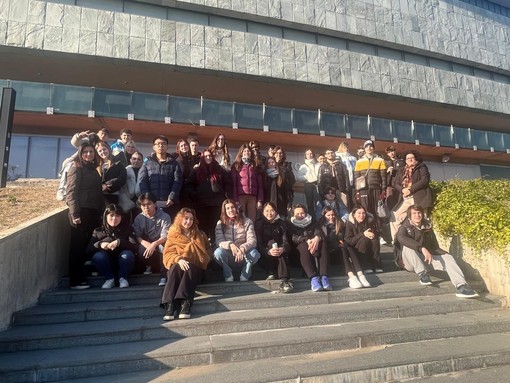 Studenti del “Denina Pellico Rivoira” in visita a Torino per le Universiadi e il Museo dell’Automobile