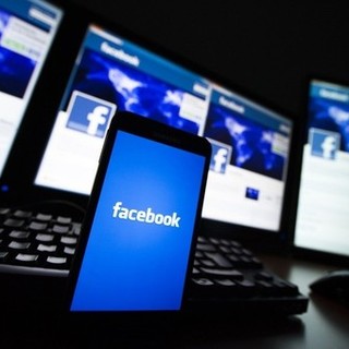 Facebook e IG, problema su scala mondiale: difficoltà con accessi e password per tutti gli utenti