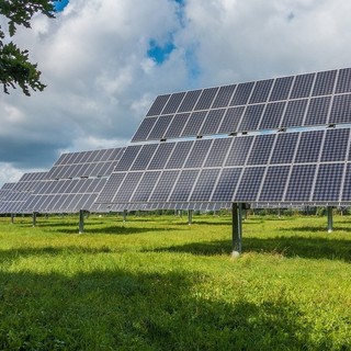 È scontro sul fotovoltaico a Ceva, l'amministrazione replica alle minoranze: &quot;Scelta di responsabilità nel rispetto della legge&quot;