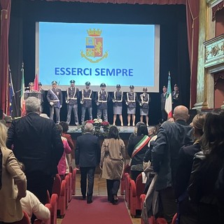 Al teatro Toselli la festa della Polizia di Stato, il questore: &quot;Servire è lo spirito della nostra professione&quot; [FOTO]