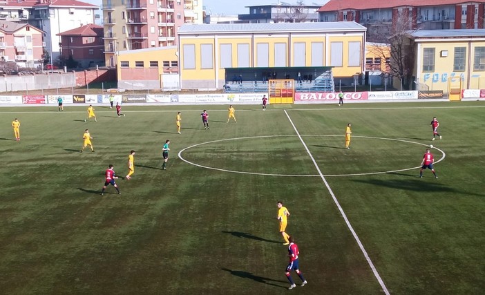 Calcio Serie D: il Fossano lotta ma si arrende al Sestri, la capolista si impone per 3-1