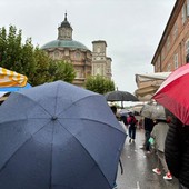 Vicoforte, la pioggia non ferma il weekend di fiera [FOTO]