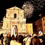 Mondovì, la 'Notte bianca' con i Feu dla Madona si rivela vincente: ampio pubblico a Breo e Piazza