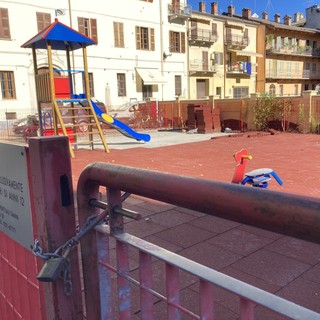 &quot;In centro Cuneo l’offerta di parco giochi è sempre più ridotta e in quello chiuso incombe il degrado&quot;