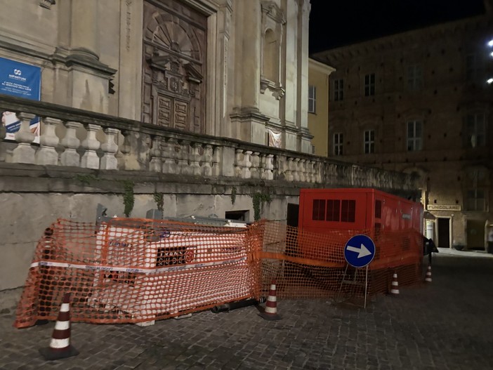 Guasto alla rete elettrica a Mondovì Piazza: installato un generatore