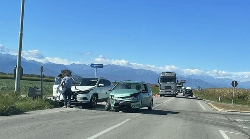 Incidente sulla Saluzzo-Pinerolo: intervento dei vigili del fuoco e disagi alla circolazione