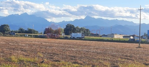 Moto contro auto sulla provinciale 25 a Villafalletto: giovane centauro in codice giallo