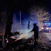 L'intervento a Bagnolo Piemonte, per l'incendio