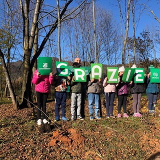 Gli alunni dell'istituto comprensivo di Caraglio al Bioparco per la Festa dell'Albero