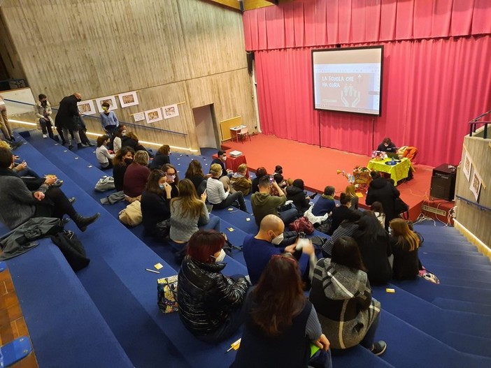 Un incontro organizzato alla scuola Rodari sul rapporto scuola-genitori