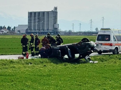 Due auto coinvolte in un violento incidente sulla provinciale 184 a Fossano